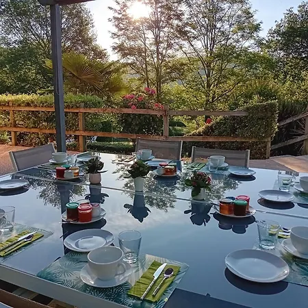 D'hotes Le Pygargue Bed & Breakfast 3*